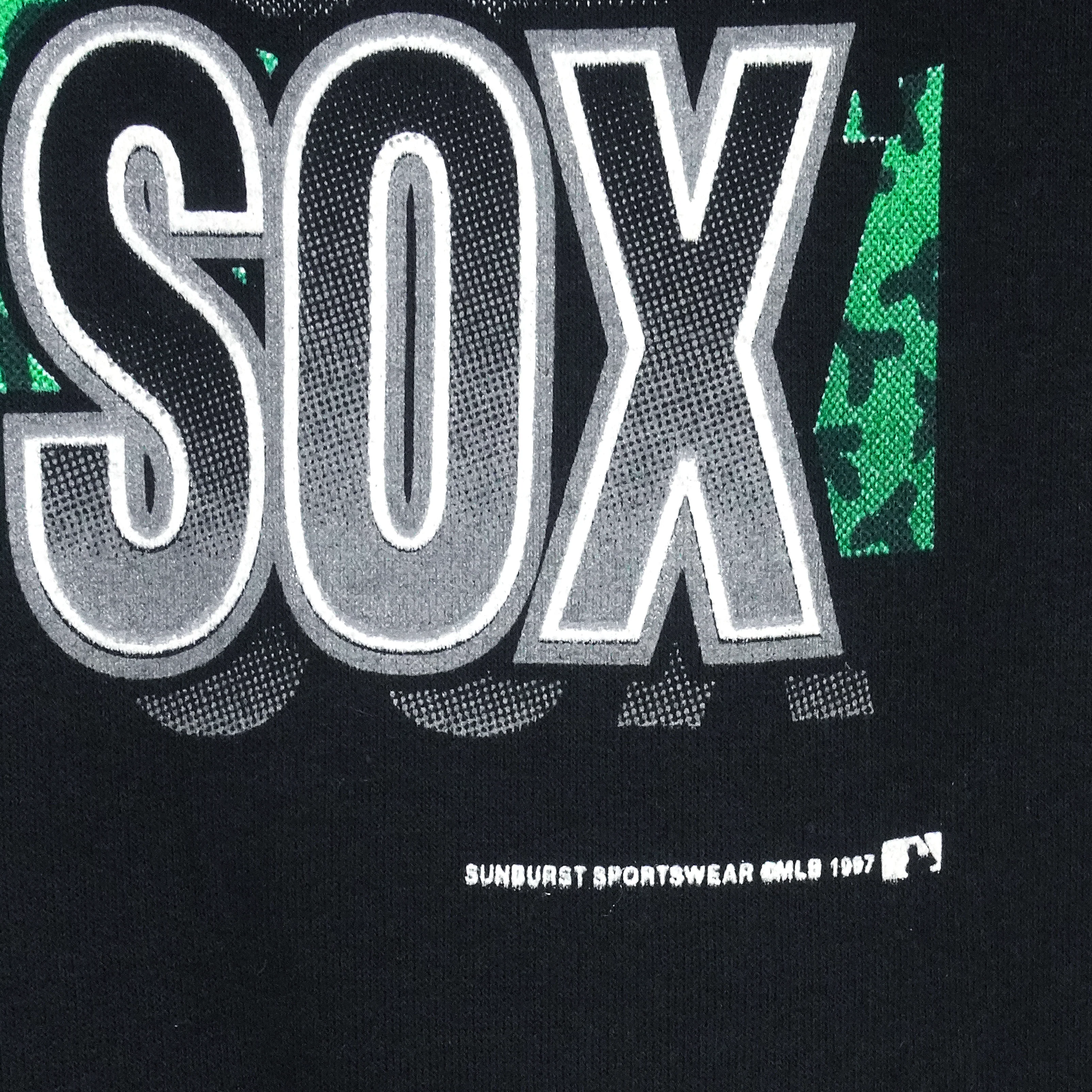 MLB (Hanes) - Chicago White Sox Crew Neck Sweatshirt 1997 X-Large - Image 3