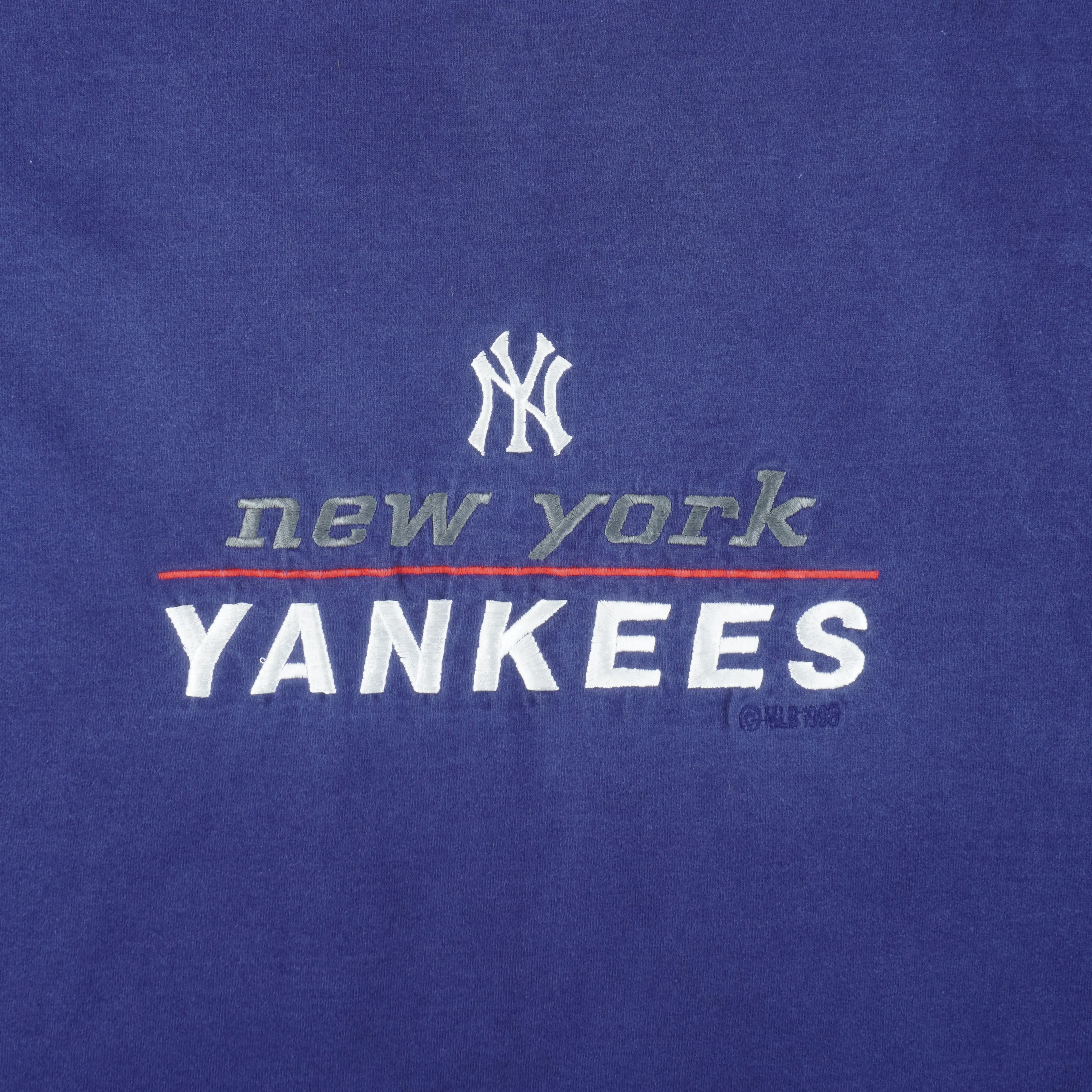 MLB - New York Yankees Embroidered T-Shirt 1998 XX-Large - Image 3