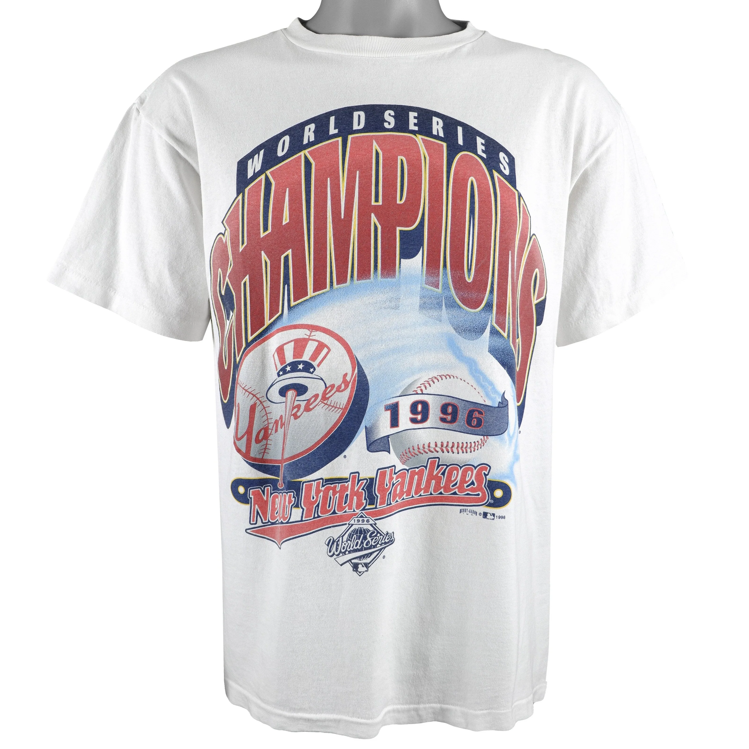 MLB (Wild Oats) - World Series Champions New York Yankees Spell-Out T-Shirt 1996 Large