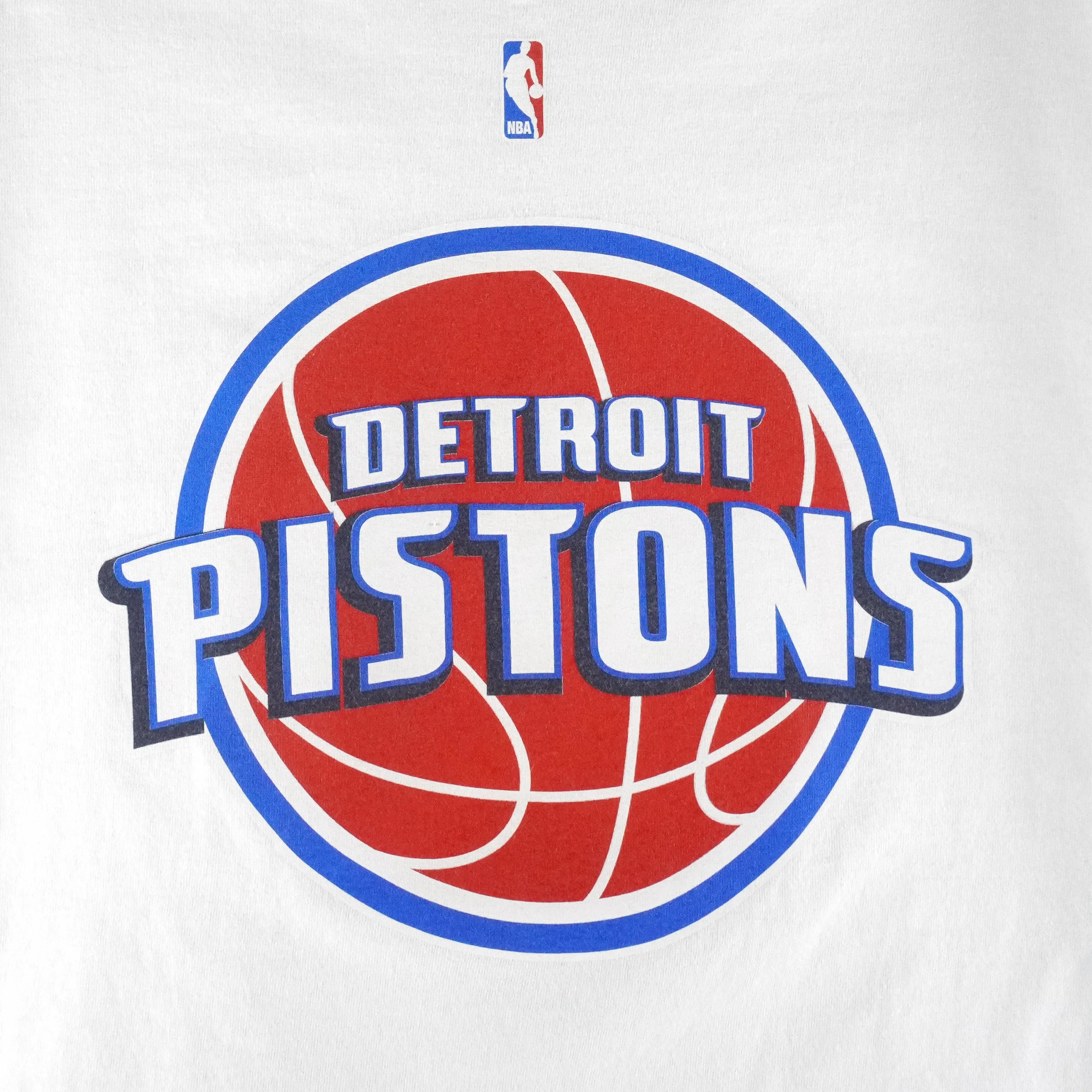 NBA - Detroit Pistons Deadstock T-Shirt 2000s X-Large - Image 3