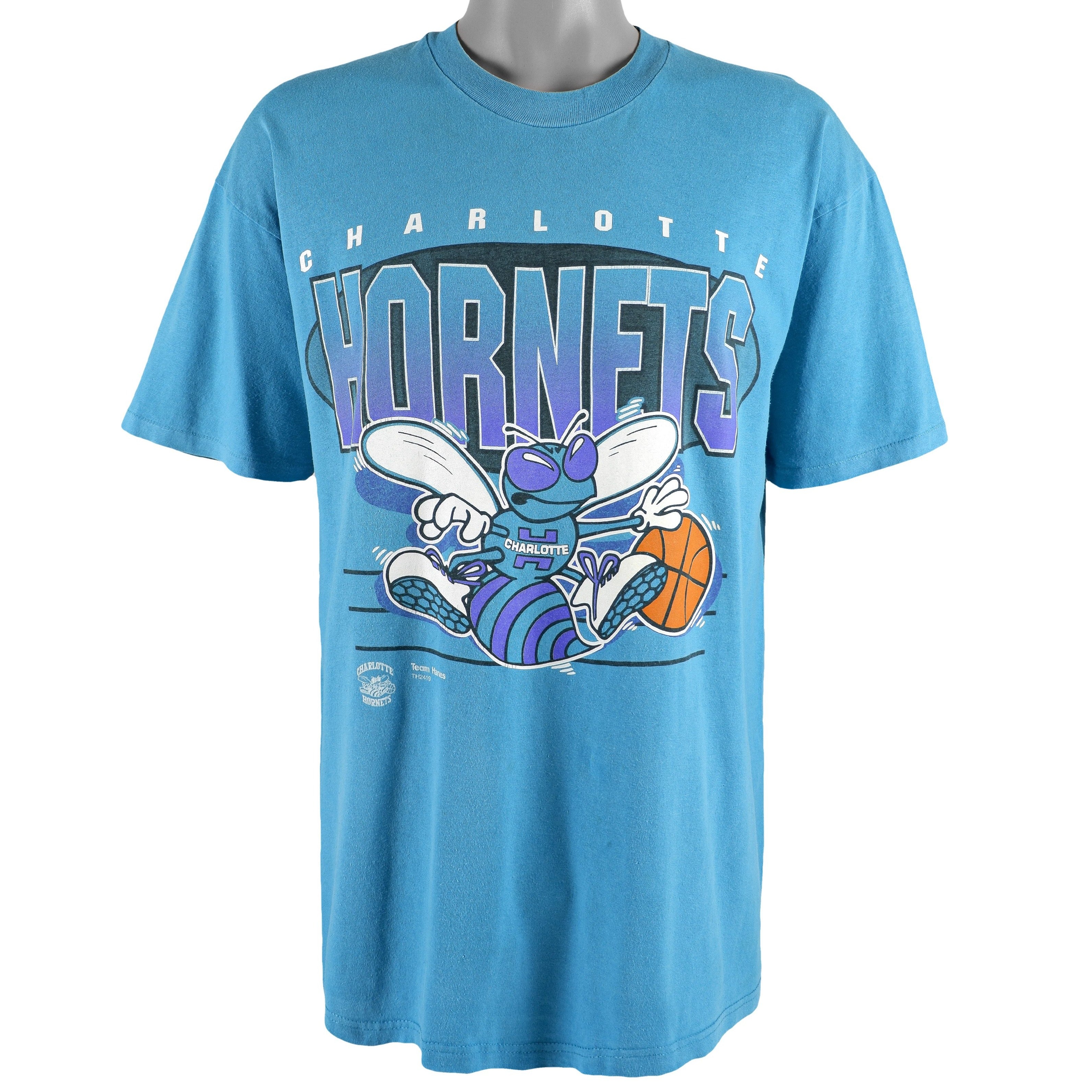 NBA (Hanes) -  Charlotte Hornets Spell-Out T-Shirt 1990s X-Large