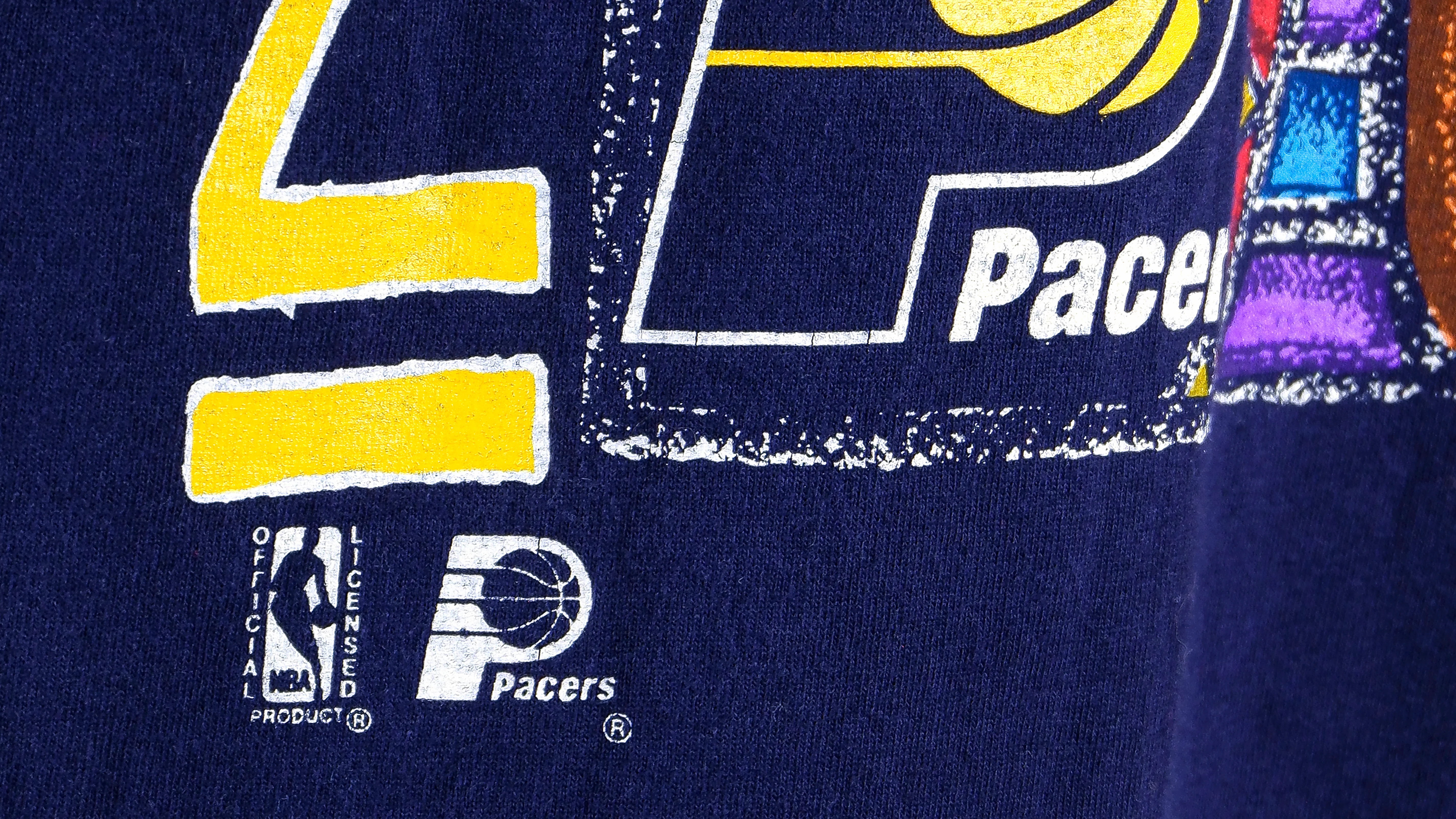 NBA (Logo 7) - Indiana Pacers Deadstock T-Shirt 1990s Large - Image 3
