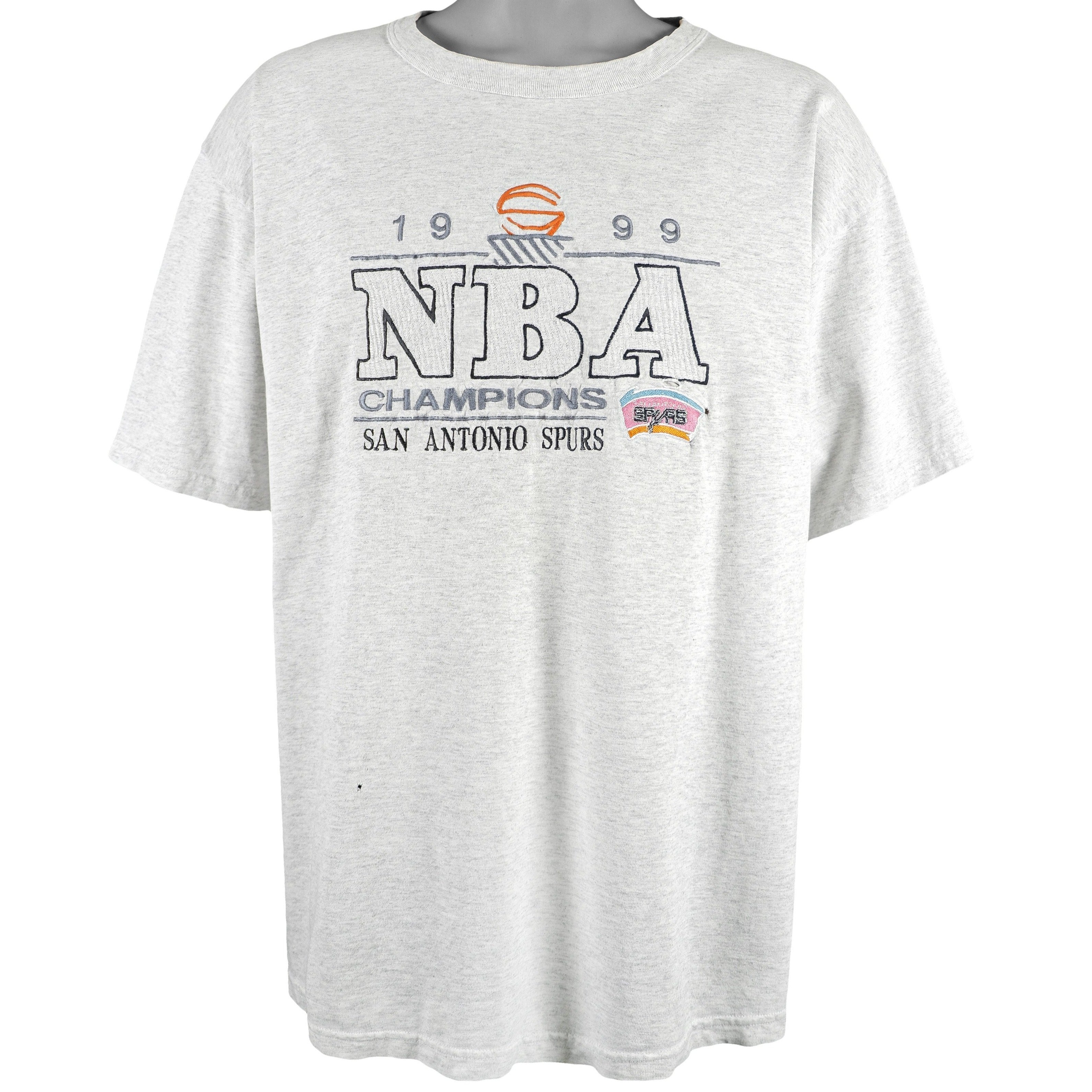 NBA (Logo 7) - San Antonio Spurs, NBA Champions T-Shirt 1999 X-Large