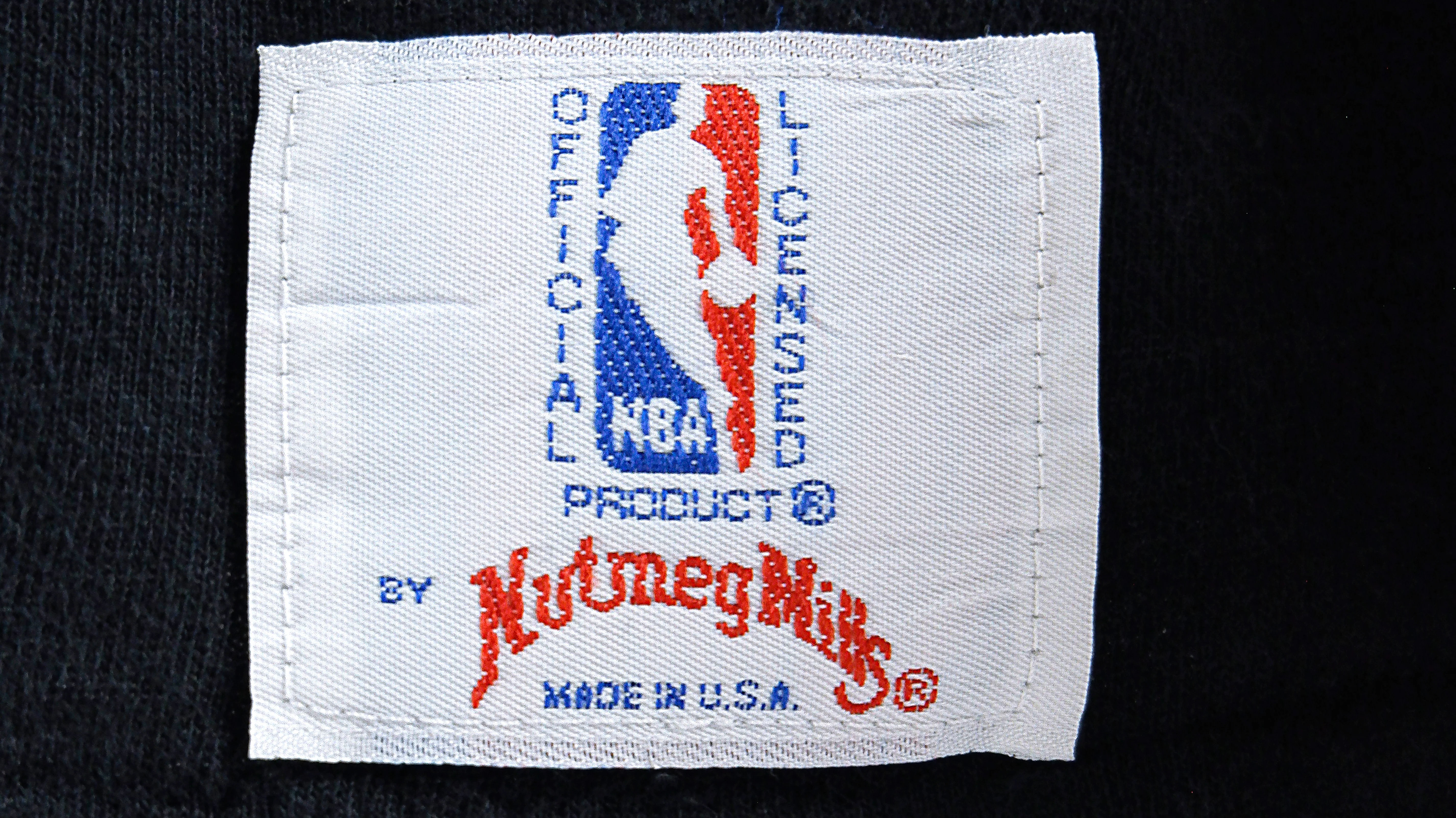 NBA (Nutmeg) - Philadelphia 76ers T-Shirt 1989 X-Large - Image 4