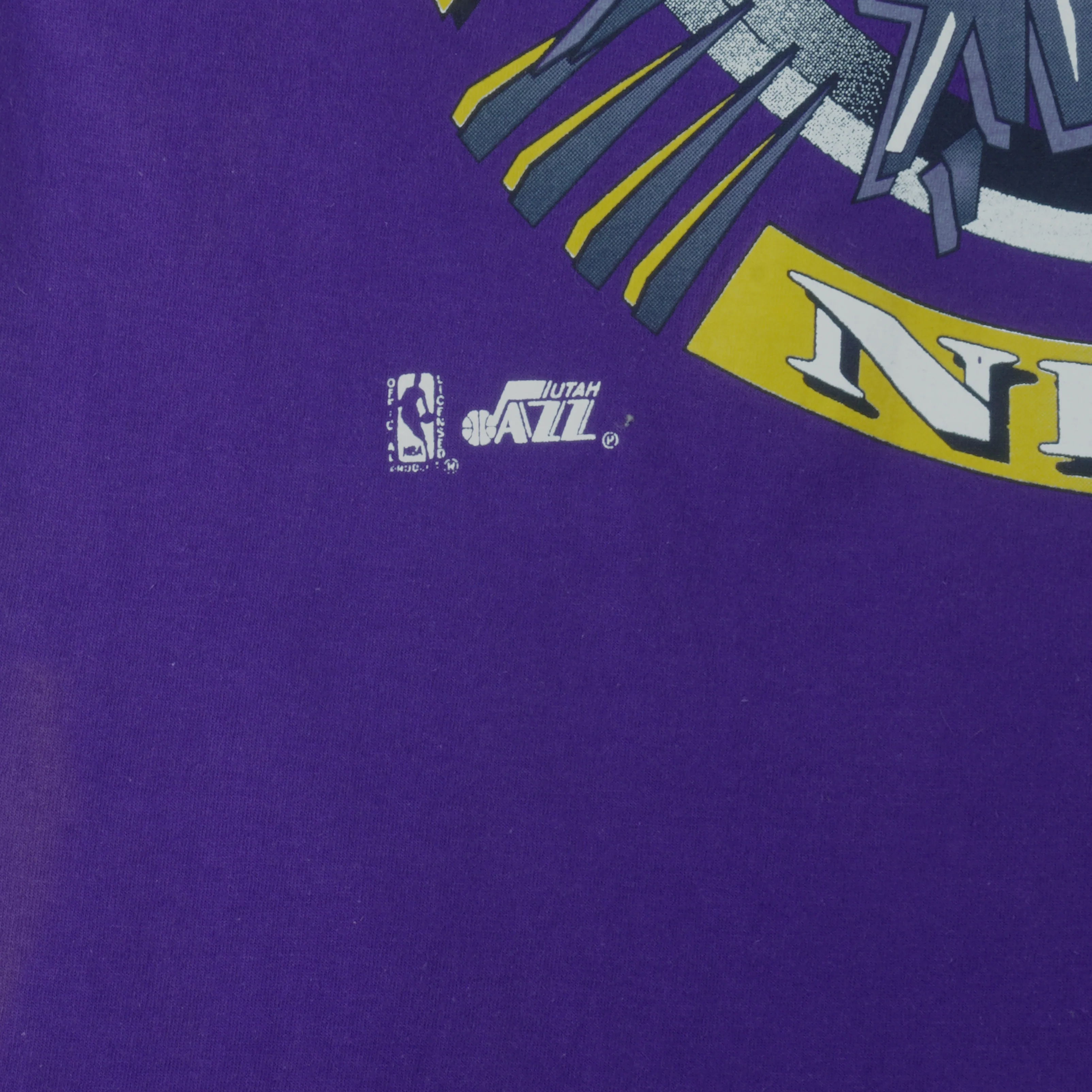 NBA (Trench) - Utah Jazz Spell-Out T-Shirt 1990s X-Large - Image 3