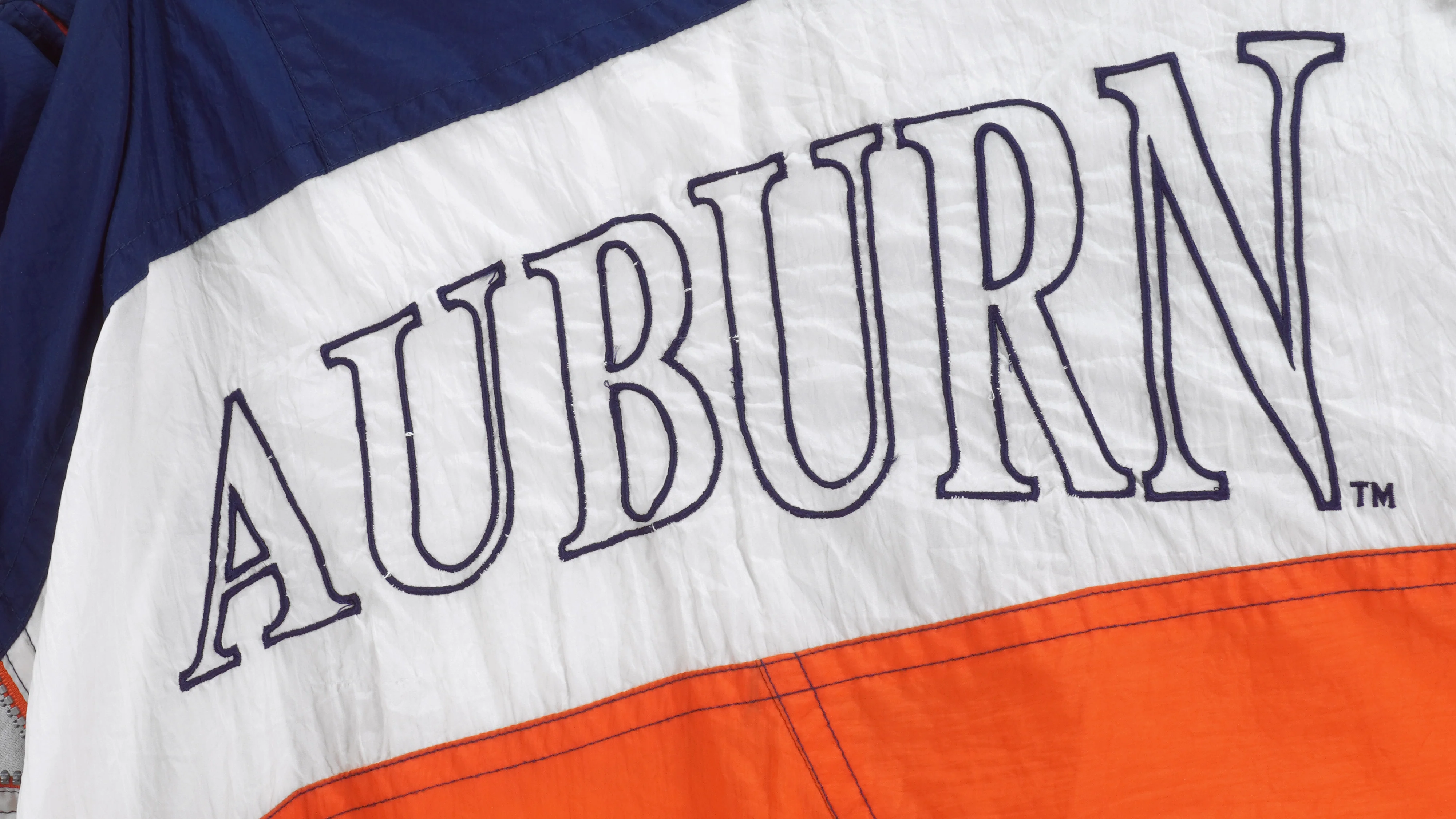 NCAA (Genuine Stuff) - Auburn Tigers Zip-Up Windbreaker 1990s Large - Image 4