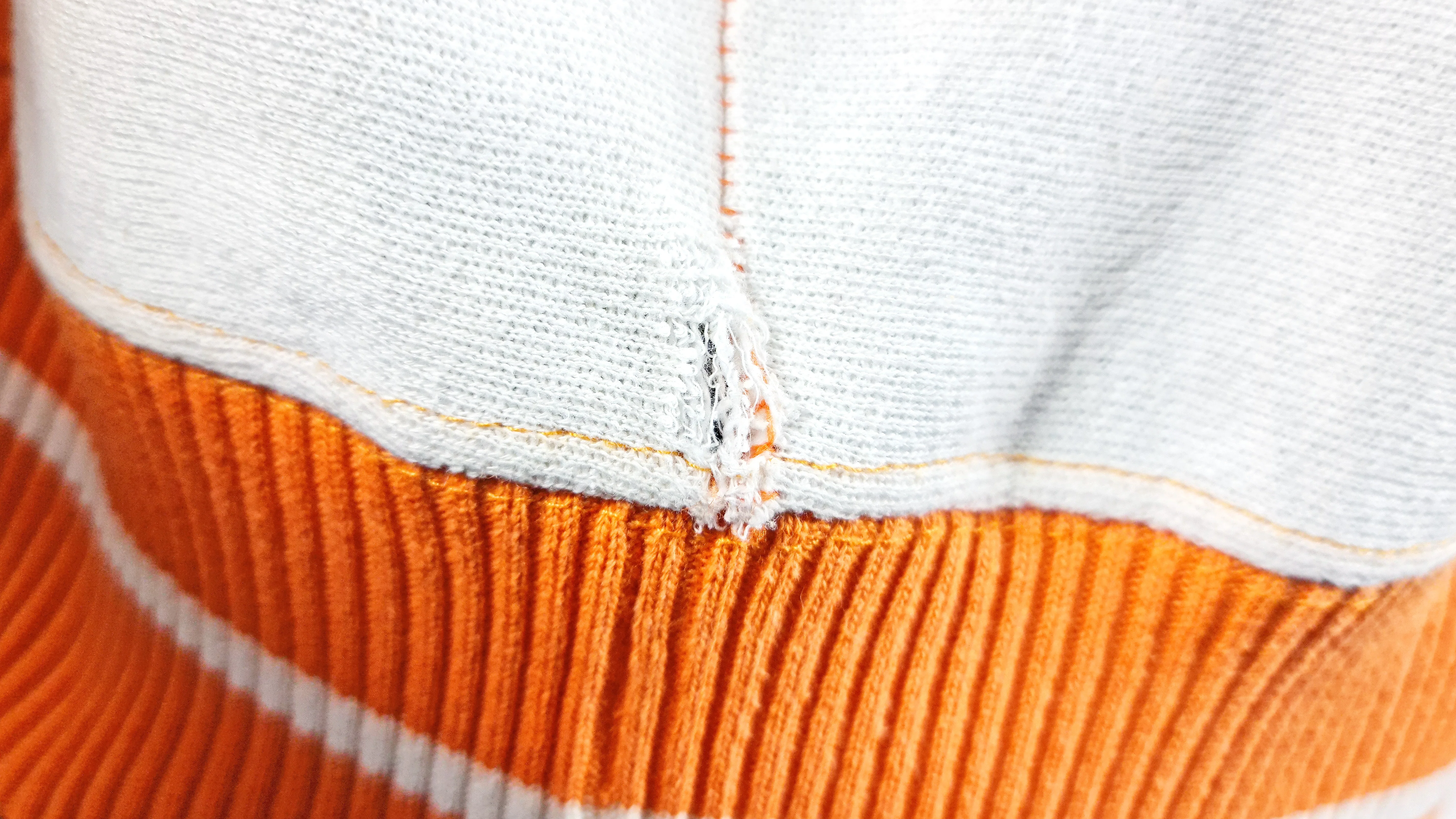 NCAA (The Game) - University of Tennessee Crew Neck Sweatshirt 1990s X-Large - Image 3
