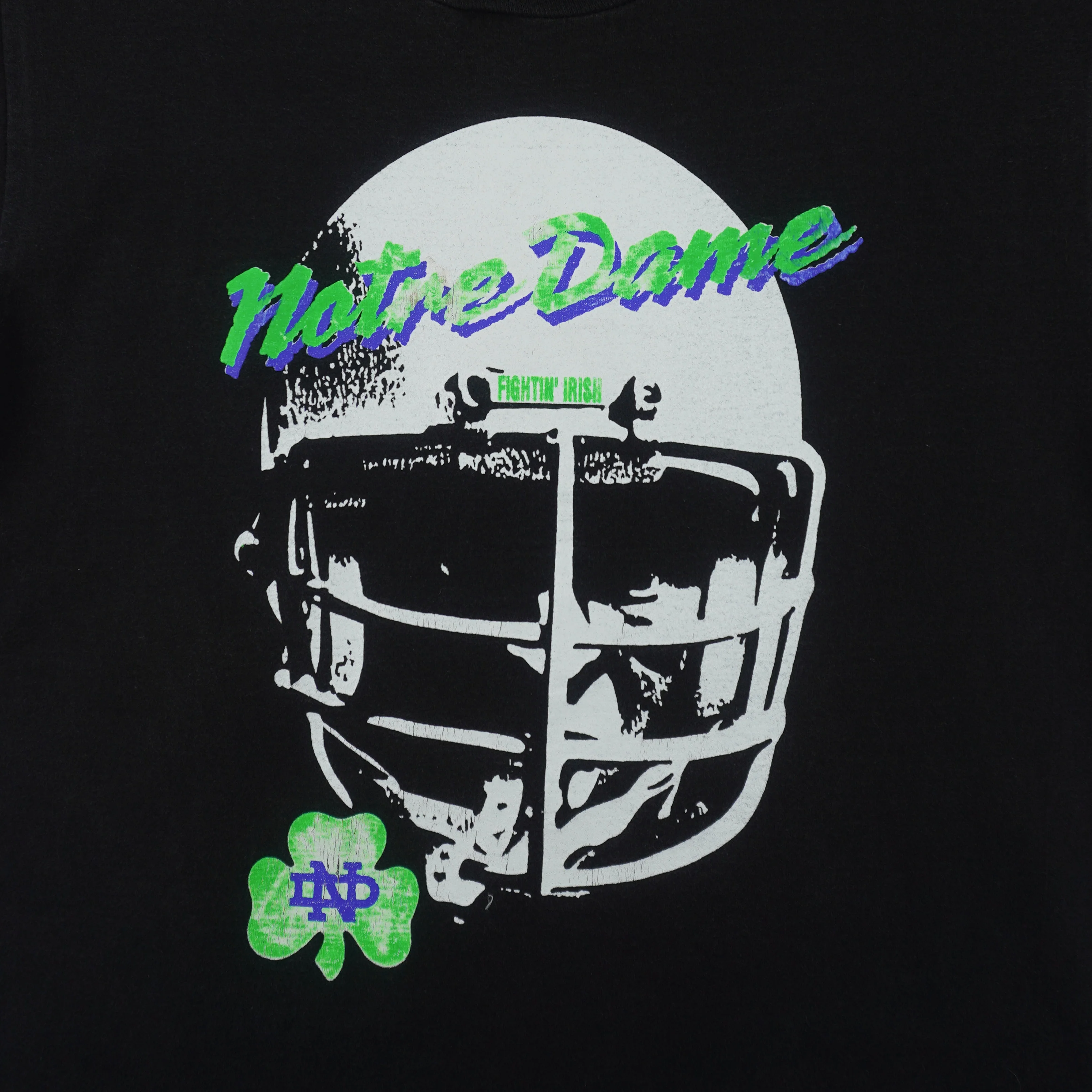 NCAA (Velva Sheen) - Notre Dame Fighting Irish Helmet T-Shirt 1990s Large - Image 3