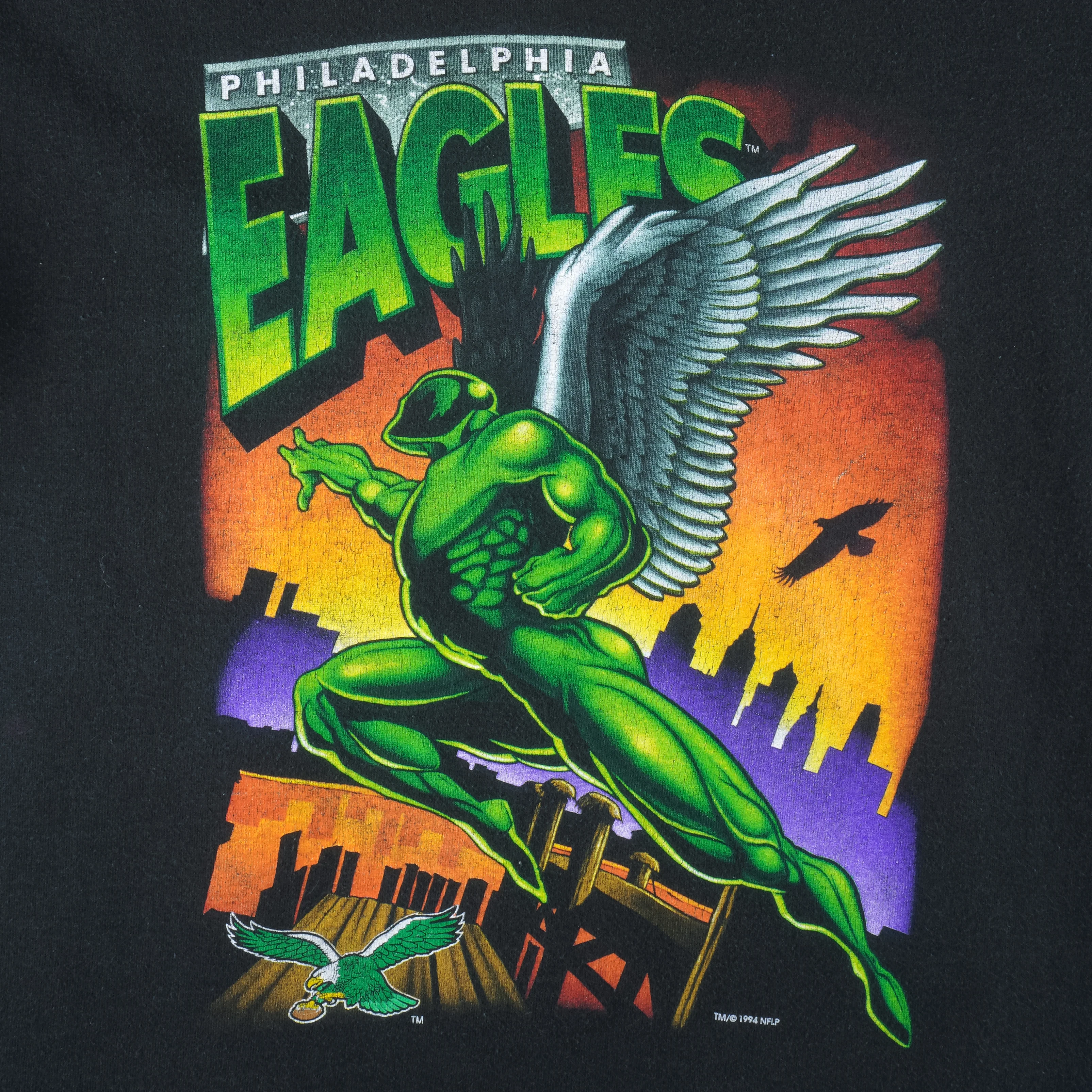 NFL (Salem) - Philadelphia Eagles Super Hero T-Shirt 1994 Large - Image 3