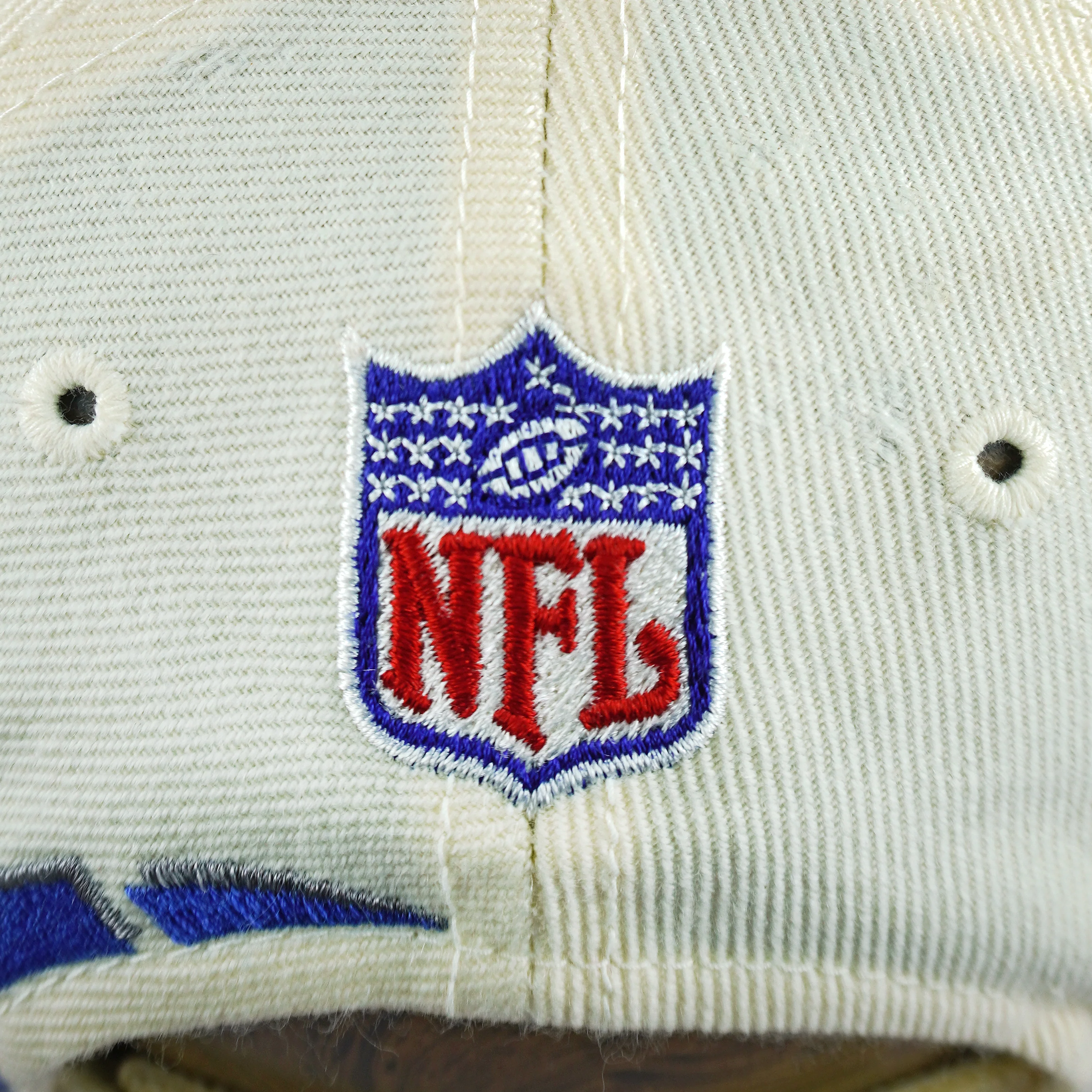 NFL (Sports Specialties) - Detroit Lions Embroidered Strapback Hat 1990s OSFA - Image 9