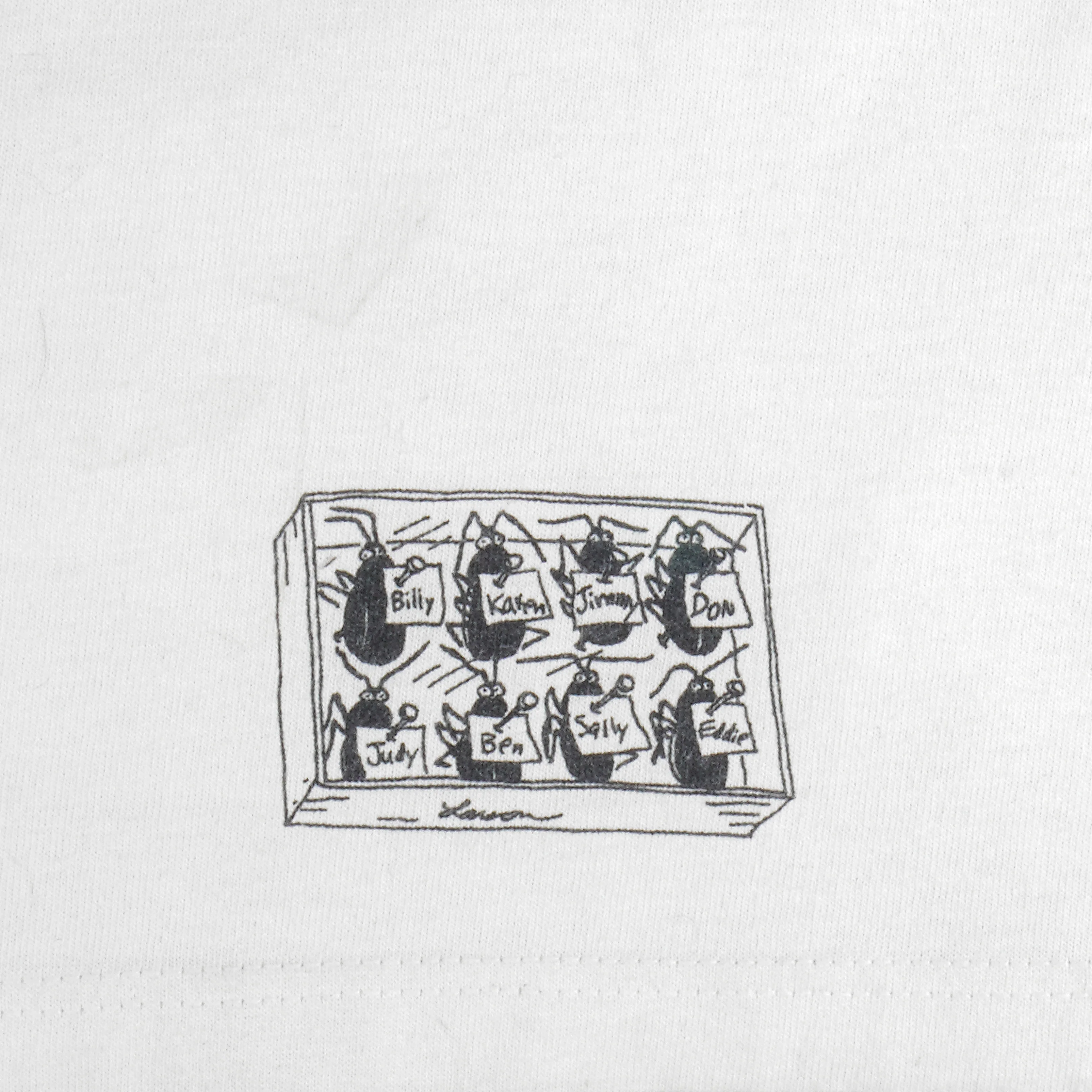 Vintage (The Far Side) - The Cockroach Family Deadstock T-Shirt 1981 Large - Image 3